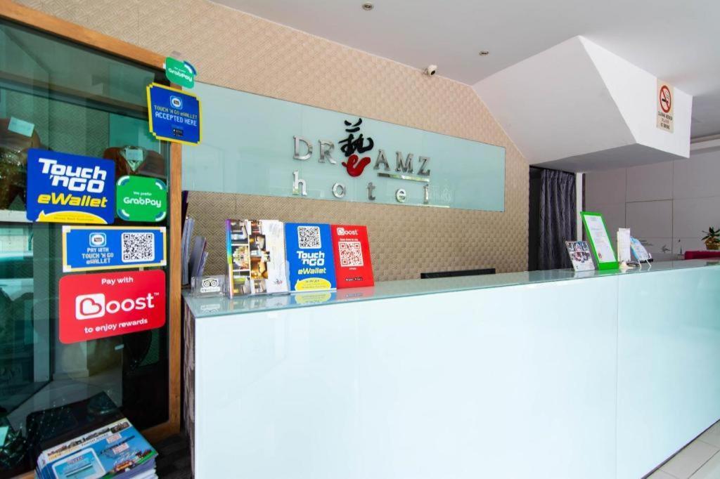 Hotel Zamburger Plaza Mahkota Malakka Dış mekan fotoğraf