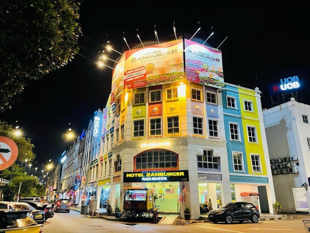 Hotel Zamburger Plaza Mahkota Malakka Dış mekan fotoğraf