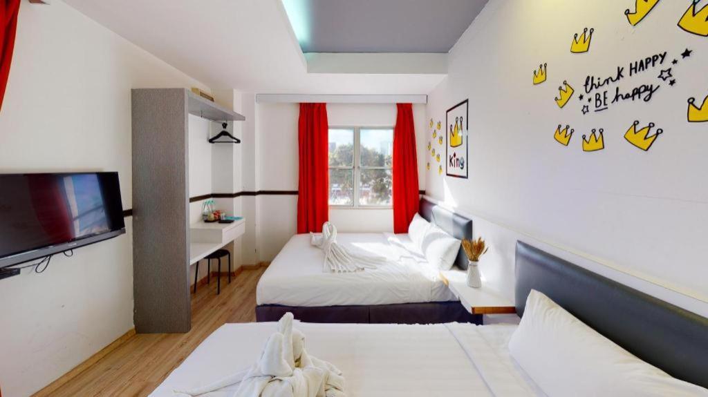 Hotel Zamburger Plaza Mahkota Malakka Dış mekan fotoğraf