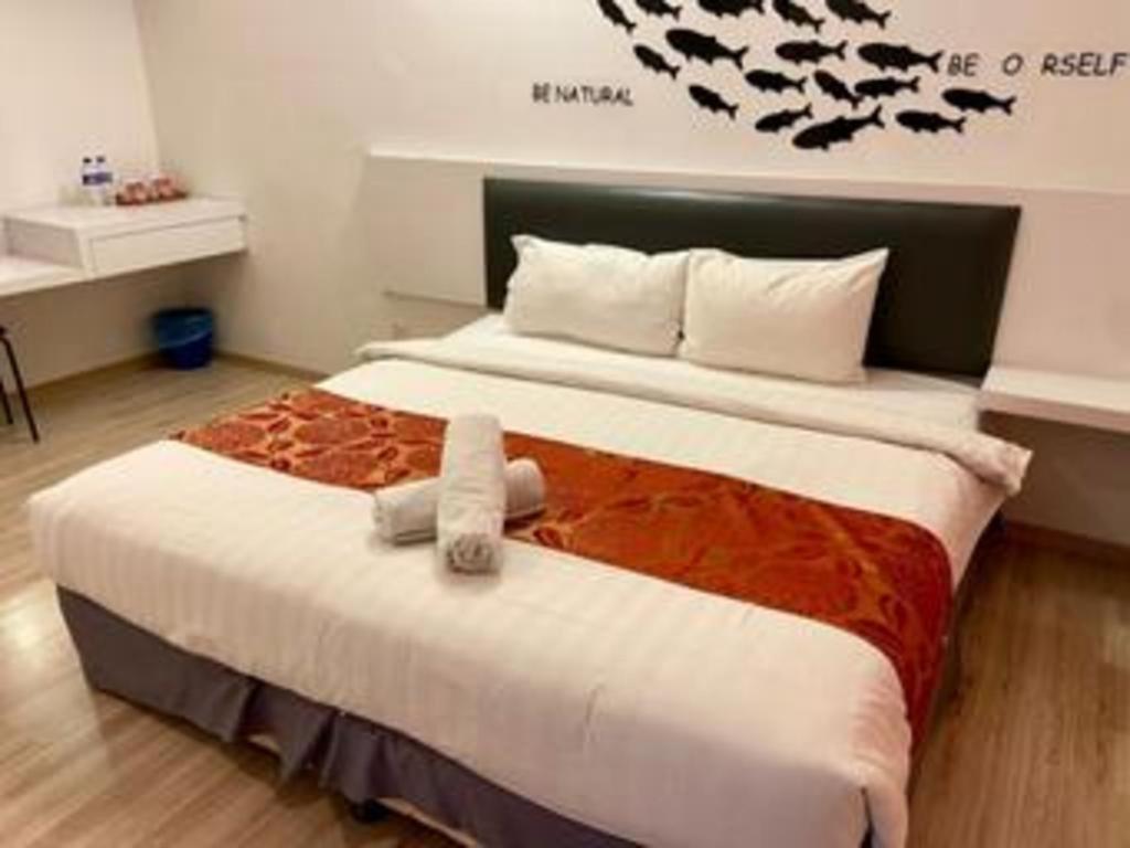Hotel Zamburger Plaza Mahkota Malakka Dış mekan fotoğraf